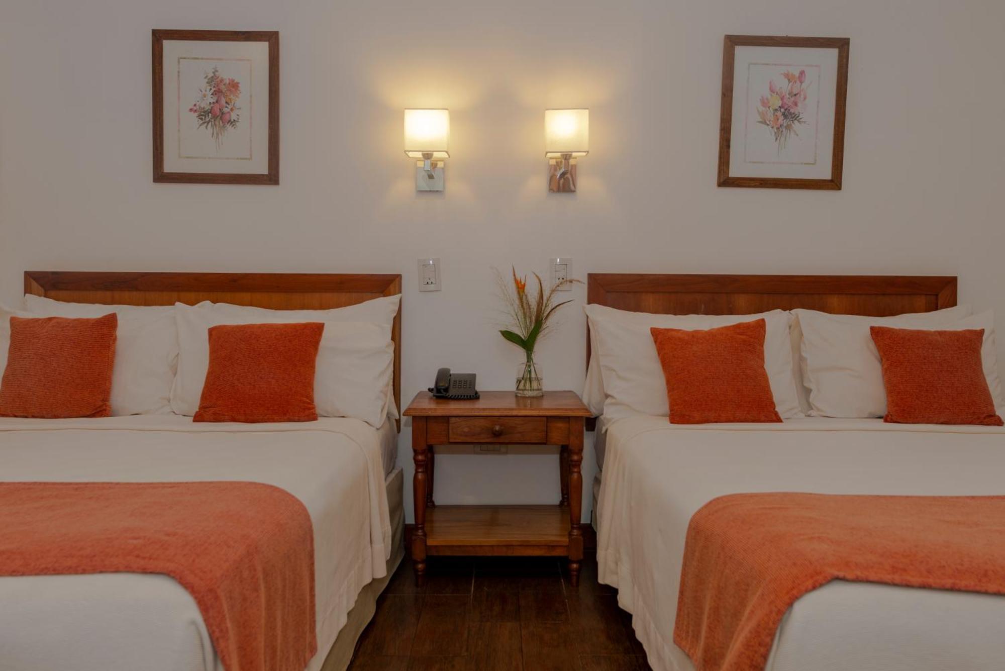 Hotel Saint George Puerto Iguazu Ngoại thất bức ảnh