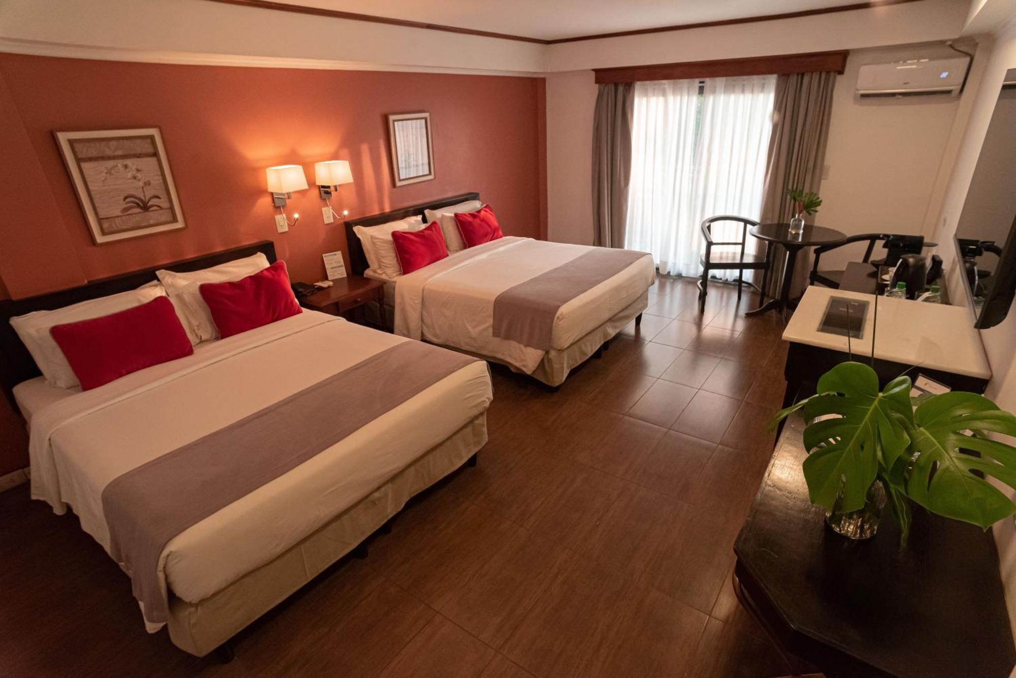 Hotel Saint George Puerto Iguazu Ngoại thất bức ảnh